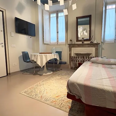 Landing Monolocale Con Ingresso Indipendente Appartement