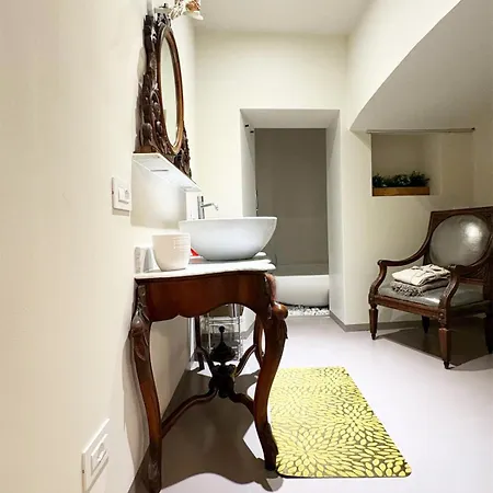 Landing Monolocale Con Ingresso Indipendente *