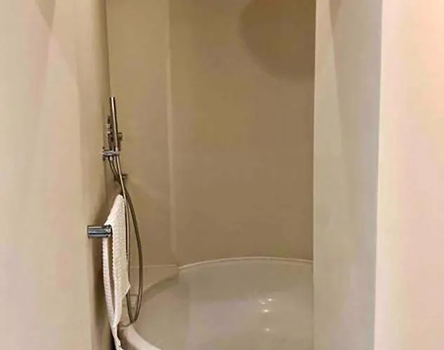 Landing Monolocale Con Ingresso Indipendente Daire *